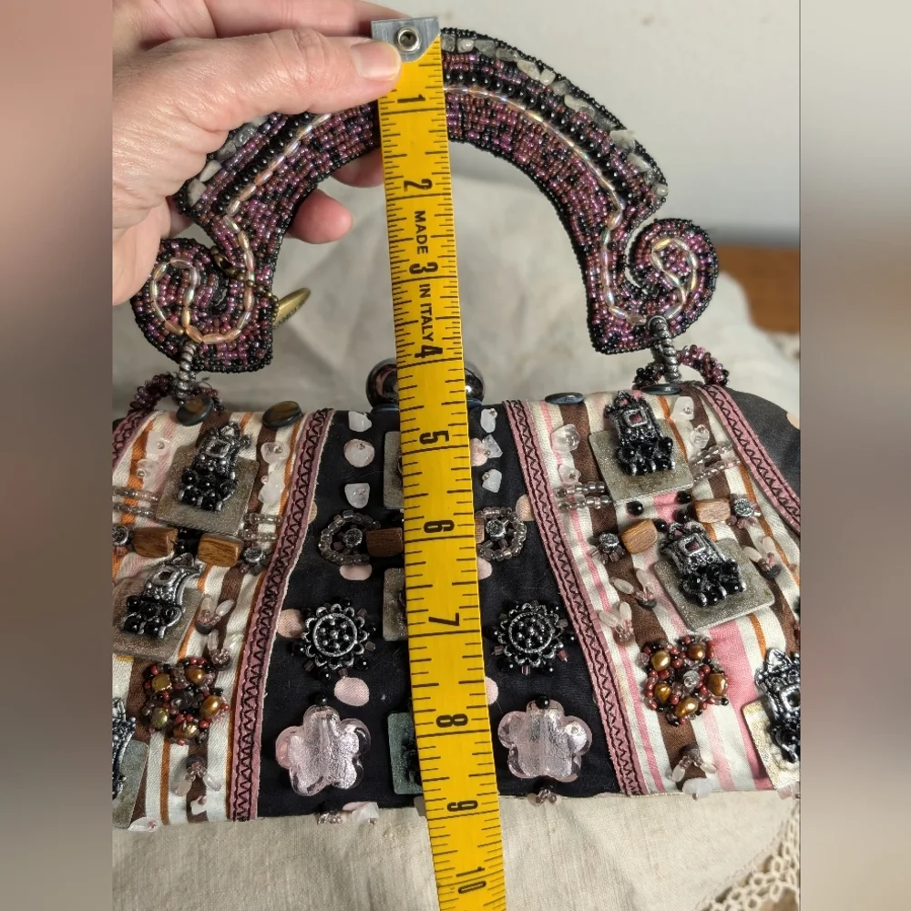 Mary Frances hand bag beads fabric - Picture 7 of 17